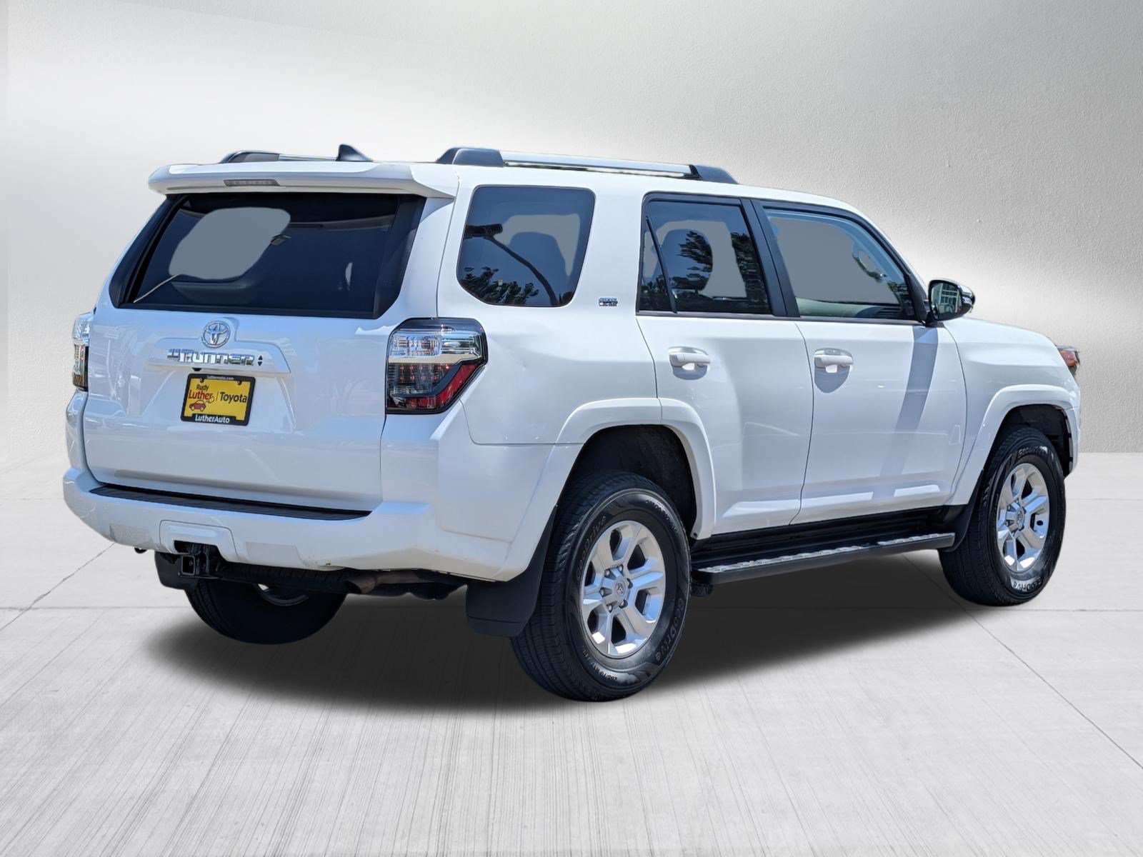 Certified 2024 Toyota 4Runner SR5 Premium AWD/4WD image 7