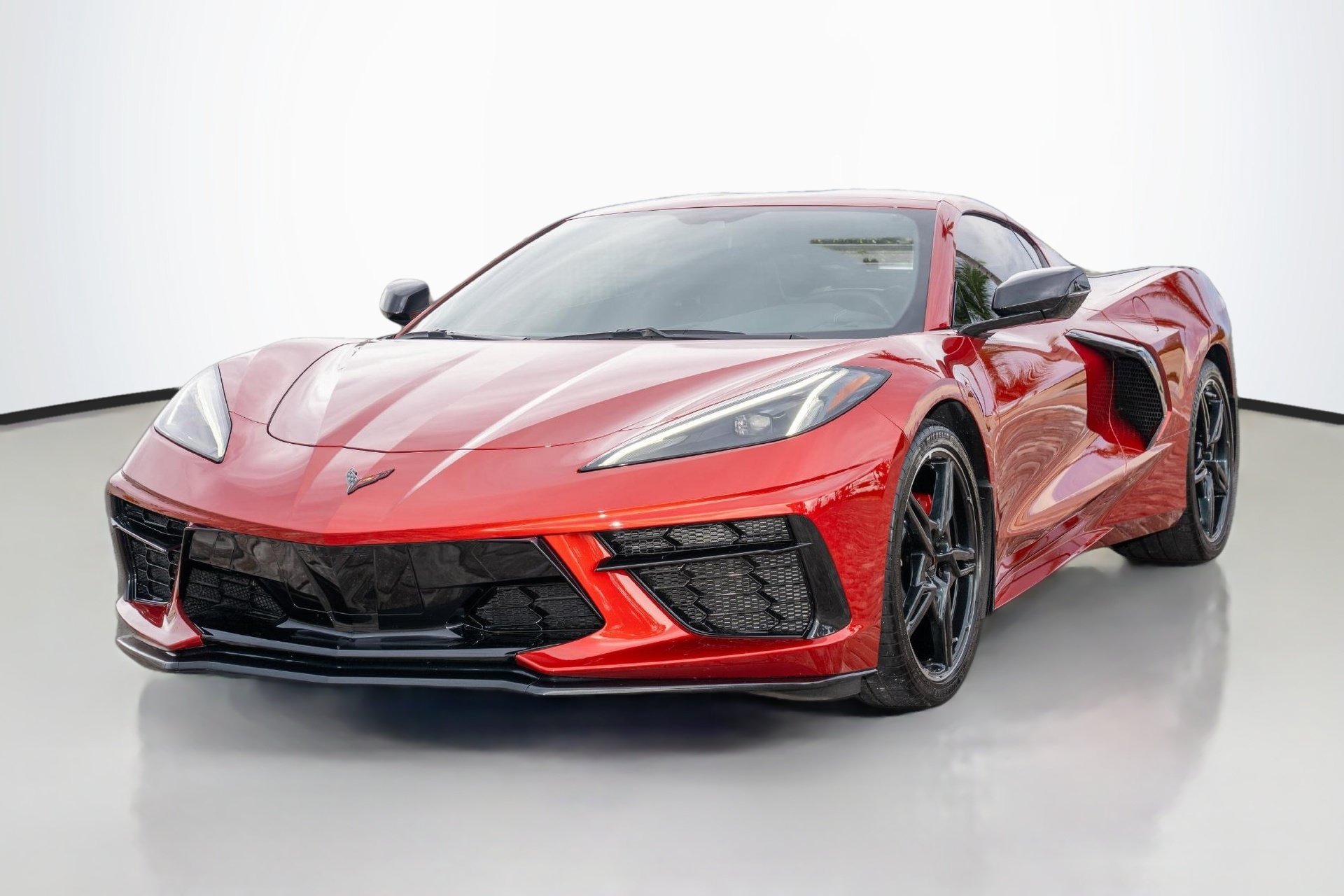 Used 2021 Chevrolet Corvette Stingray Coupe w/ Battery Protection Package RWD image 16