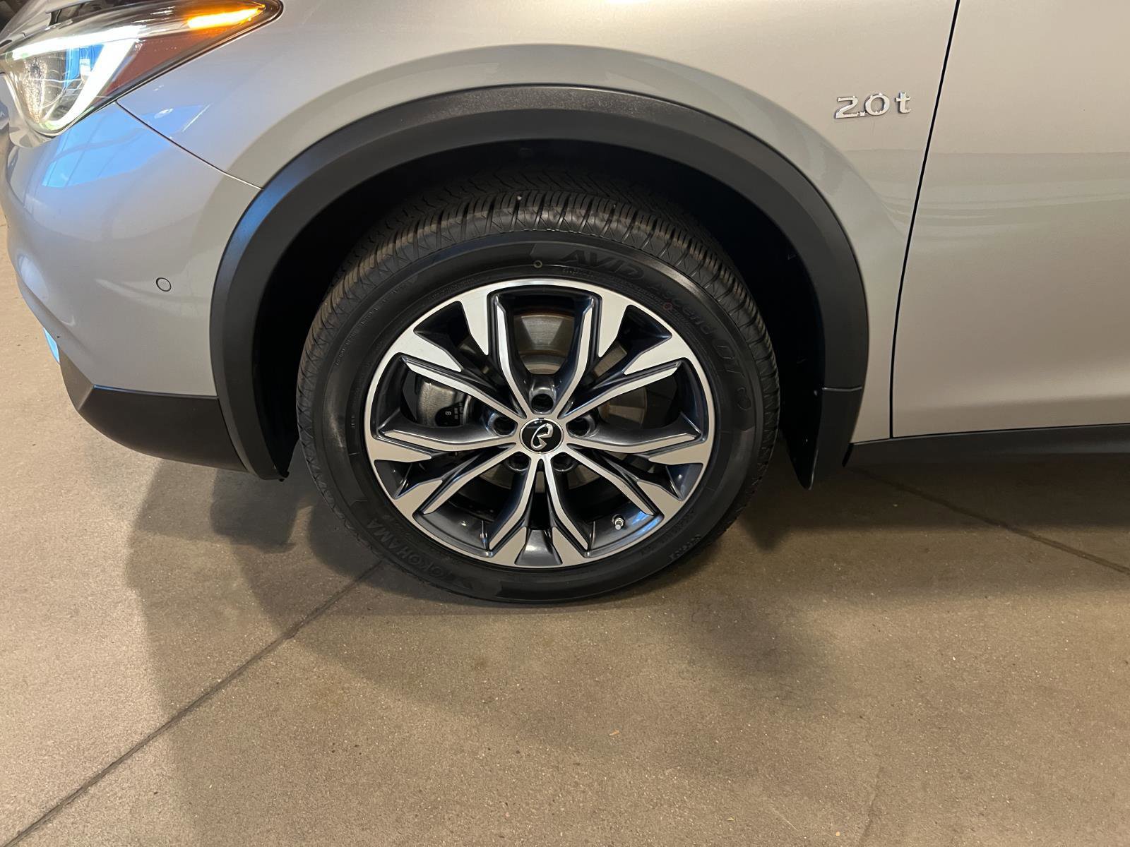 Used 2018 INFINITI QX30 Premium w/ Navigation Package image 44