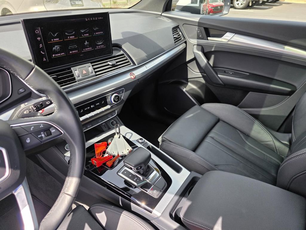 Used 2025 Audi Q5 2.0T Premium image 21
