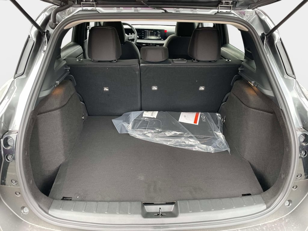 New 2027 Nissan Kicks SV w/ SV Premium Package AWD/4WD image 13