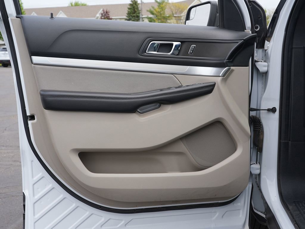 Used 2018 Ford Explorer 4WD image 14