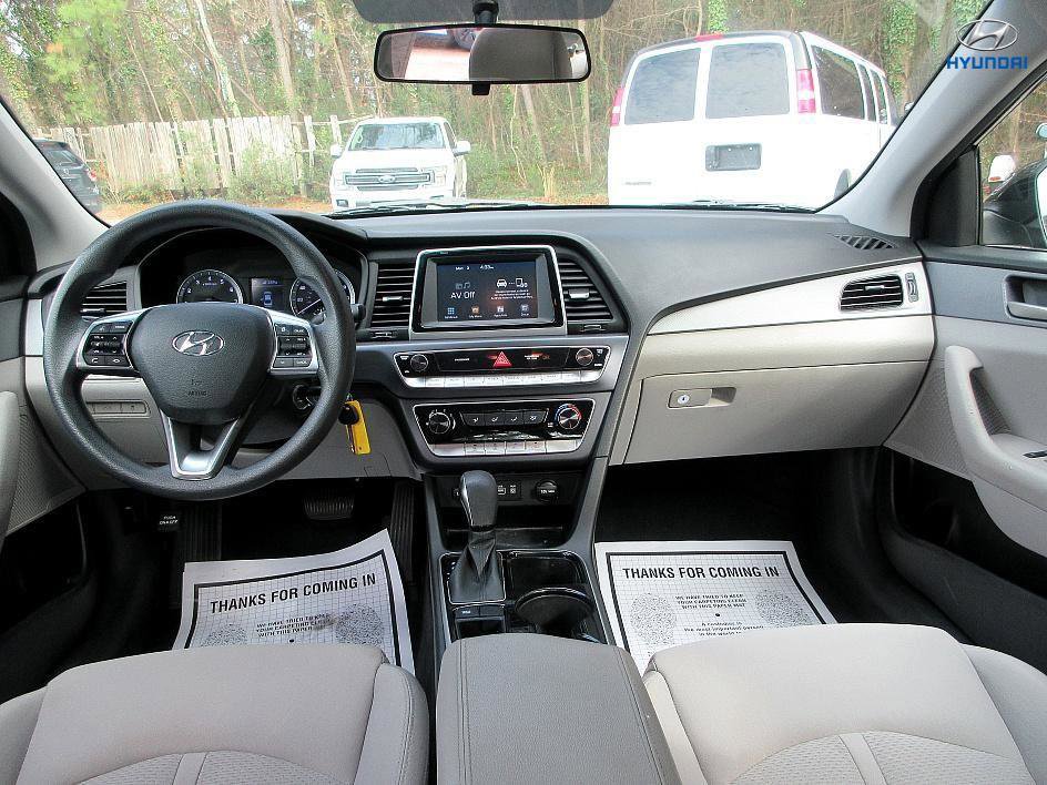 Used 2018 Hyundai Sonata SE image 26