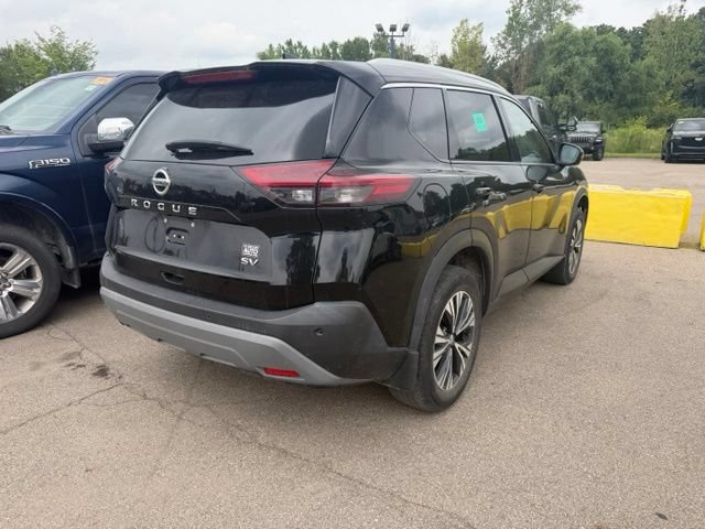 Used 2021 Nissan Rogue SV FWD image 4