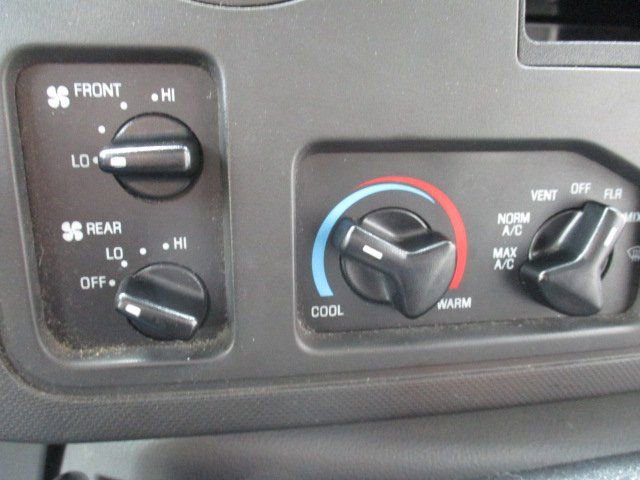 Used 2018 Ford E-450 and Econoline 450 Super Duty w/ Shuttle Bus Prep Package RWD image 20