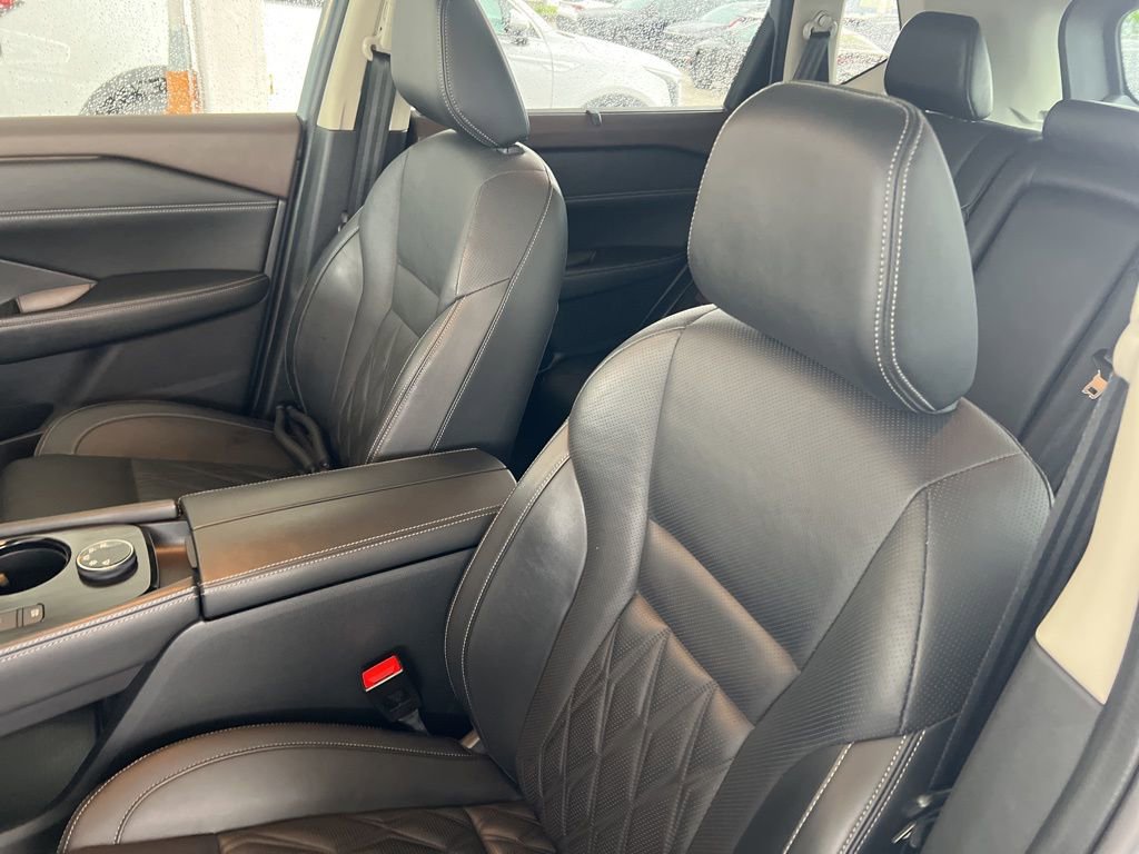 Certified 2021 Nissan Rogue Platinum AWD/4WD image 5
