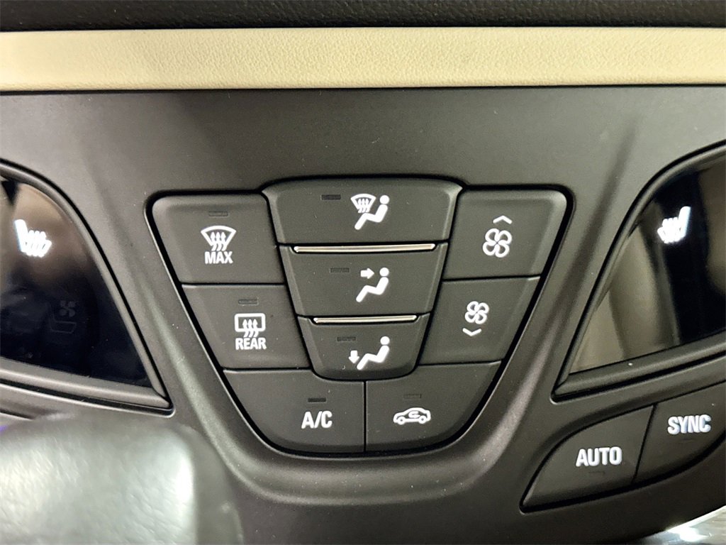 Used 2020 Buick Envision Premium w/ LPO, Active Package image 13