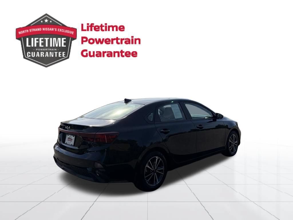 Used 2022 Kia Forte LXS FWD image 6
