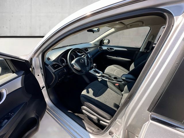 Used 2015 Nissan Sentra SV image 19