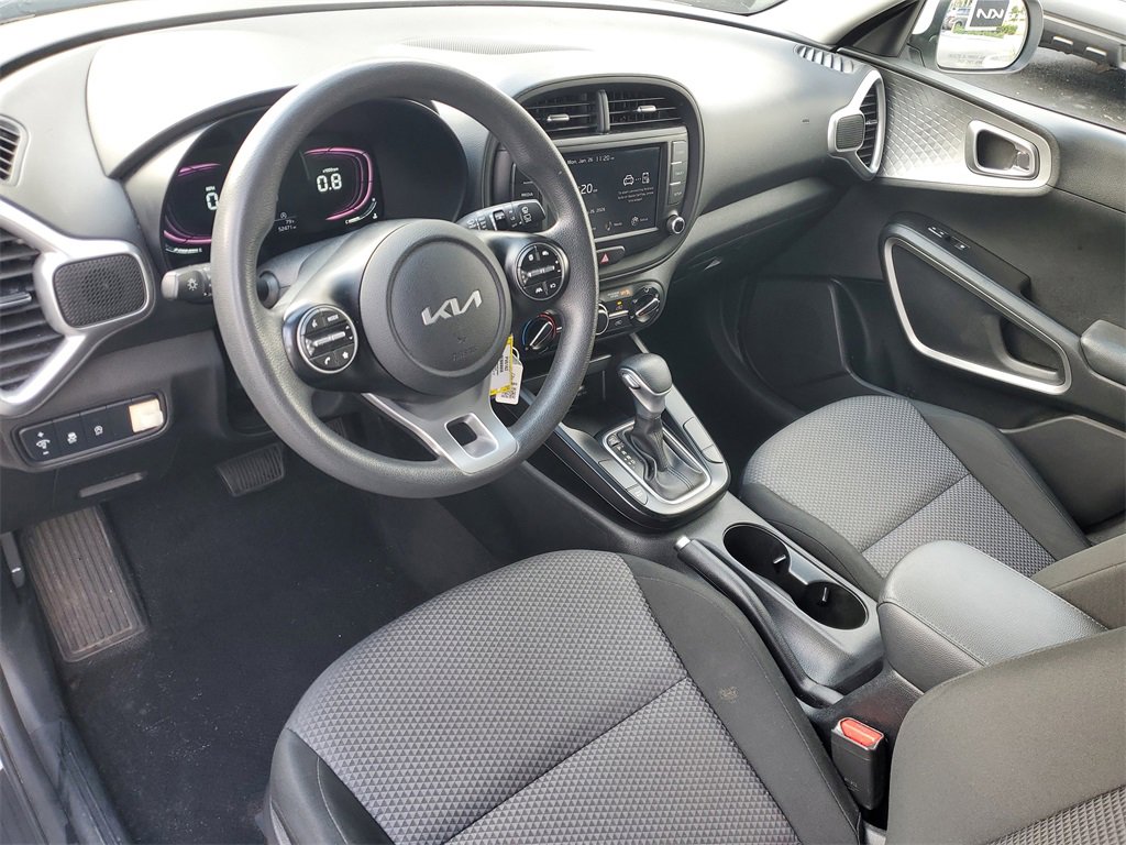 Certified 2024 Kia Soul LX w/ Option Group 015 image 14
