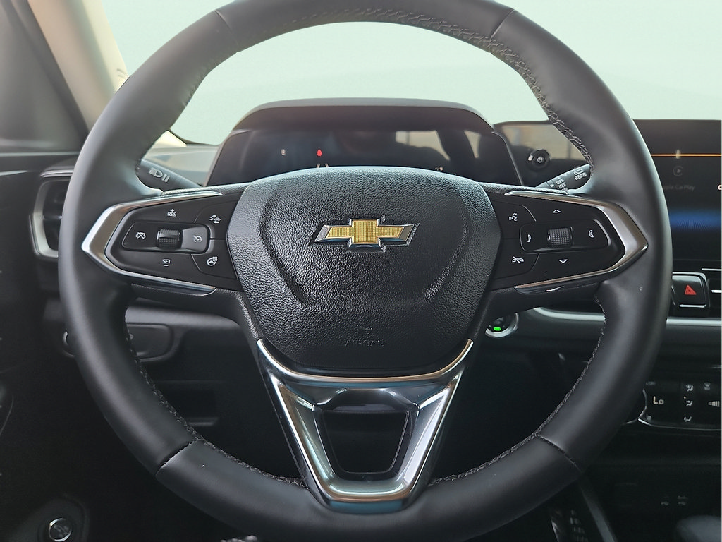 Used 2025 Chevrolet TrailBlazer LT w/ Convenience Package FWD image 19