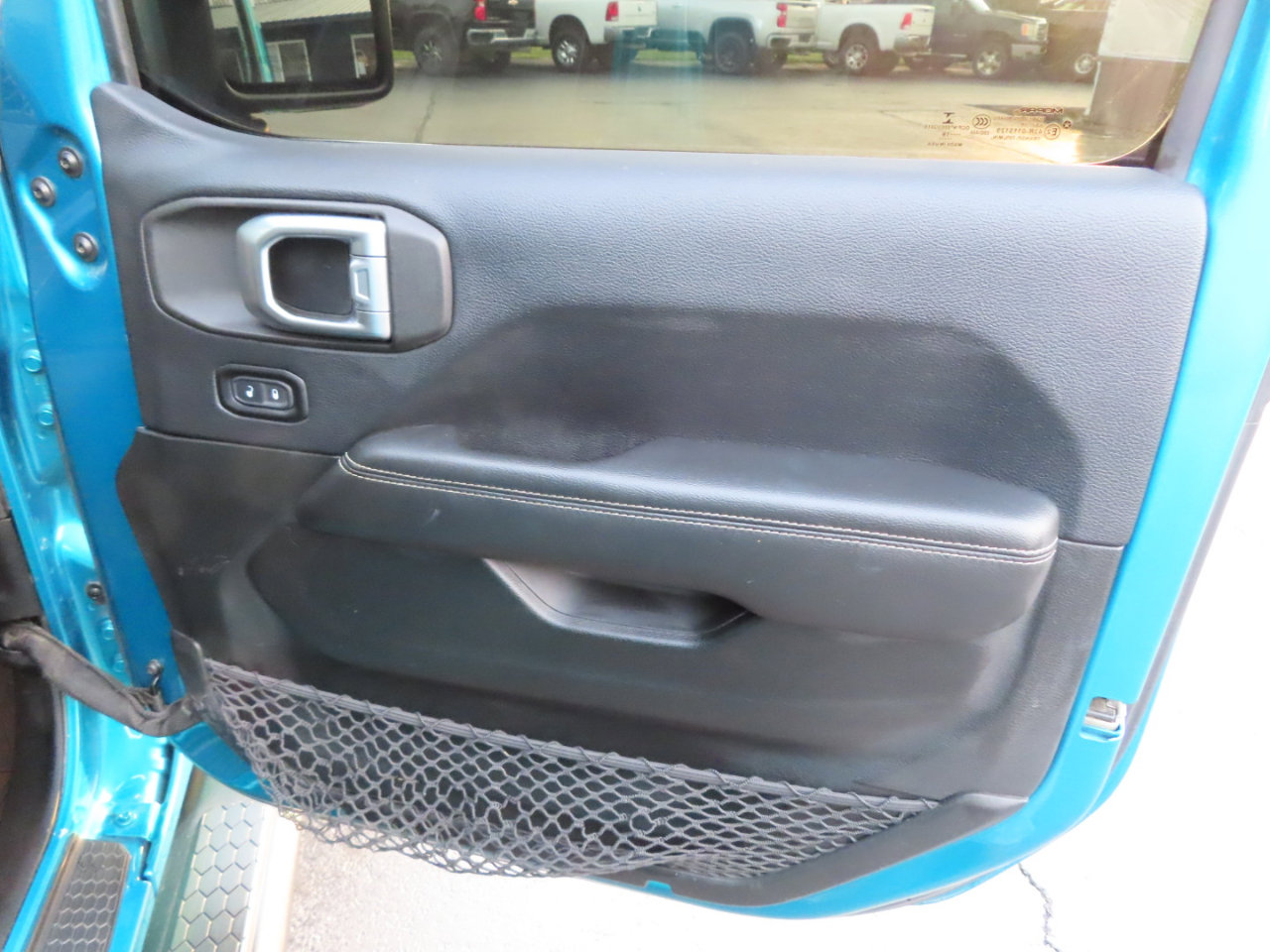 Used 2019 Jeep Wrangler Unlimited Sahara image 43