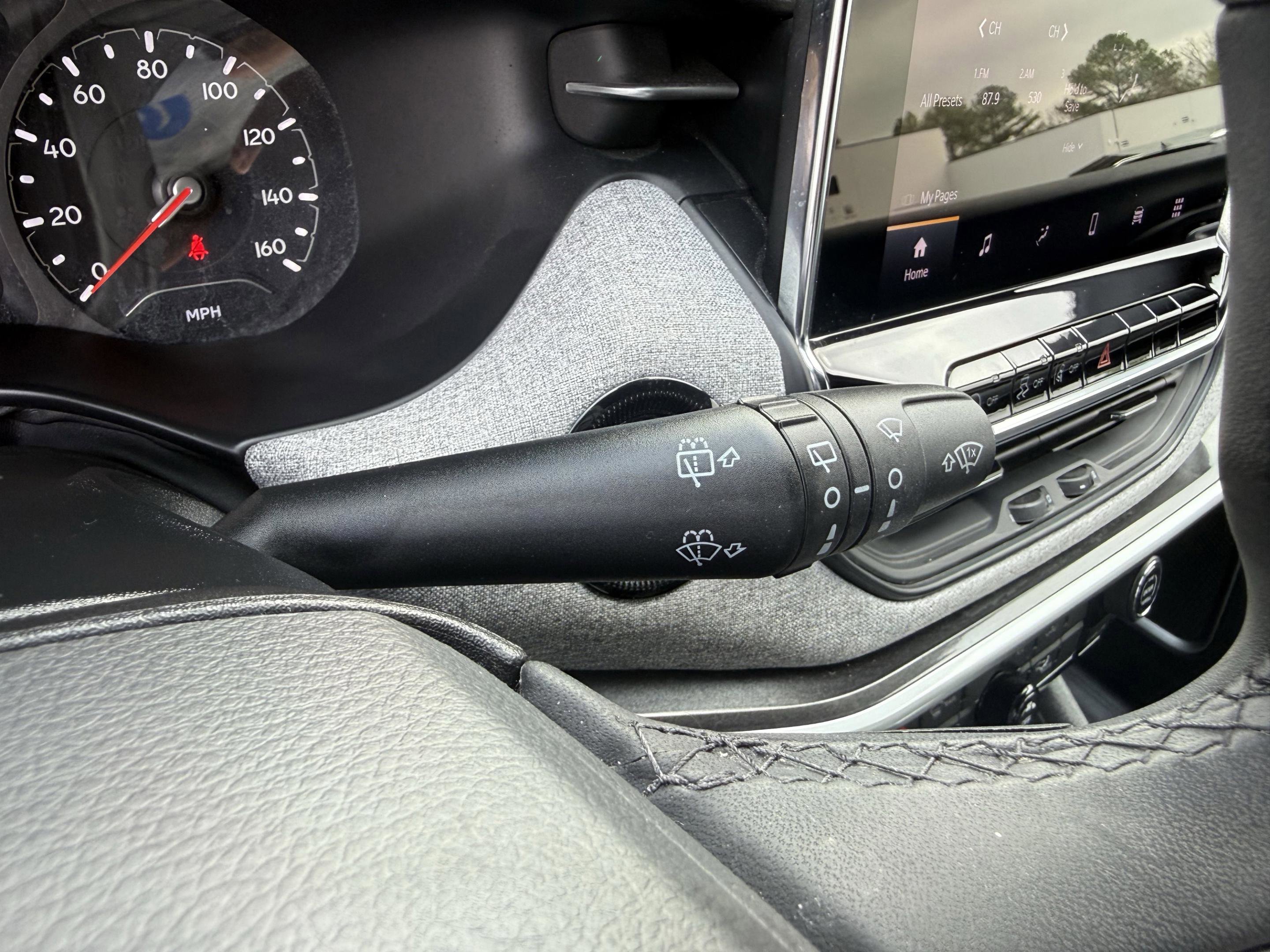 Used 2024 Jeep Compass Latitude image 18