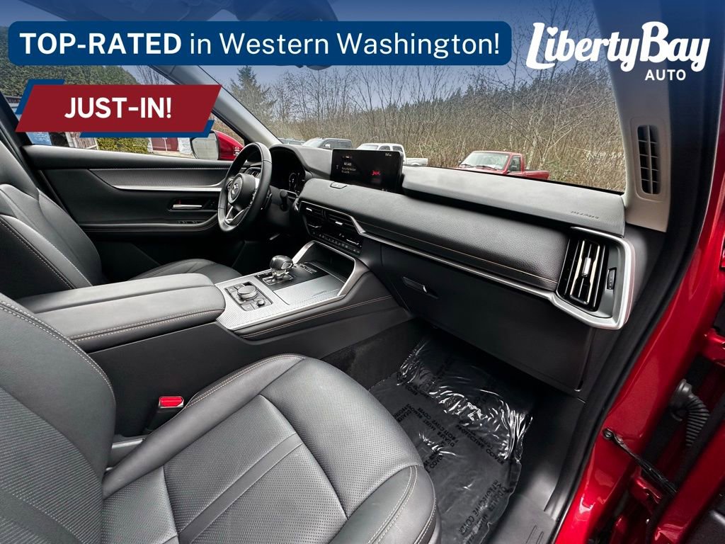 Used 2025 MAZDA CX-90 Plug-In Hybrid w/ Preferred AWD/4WD image 12