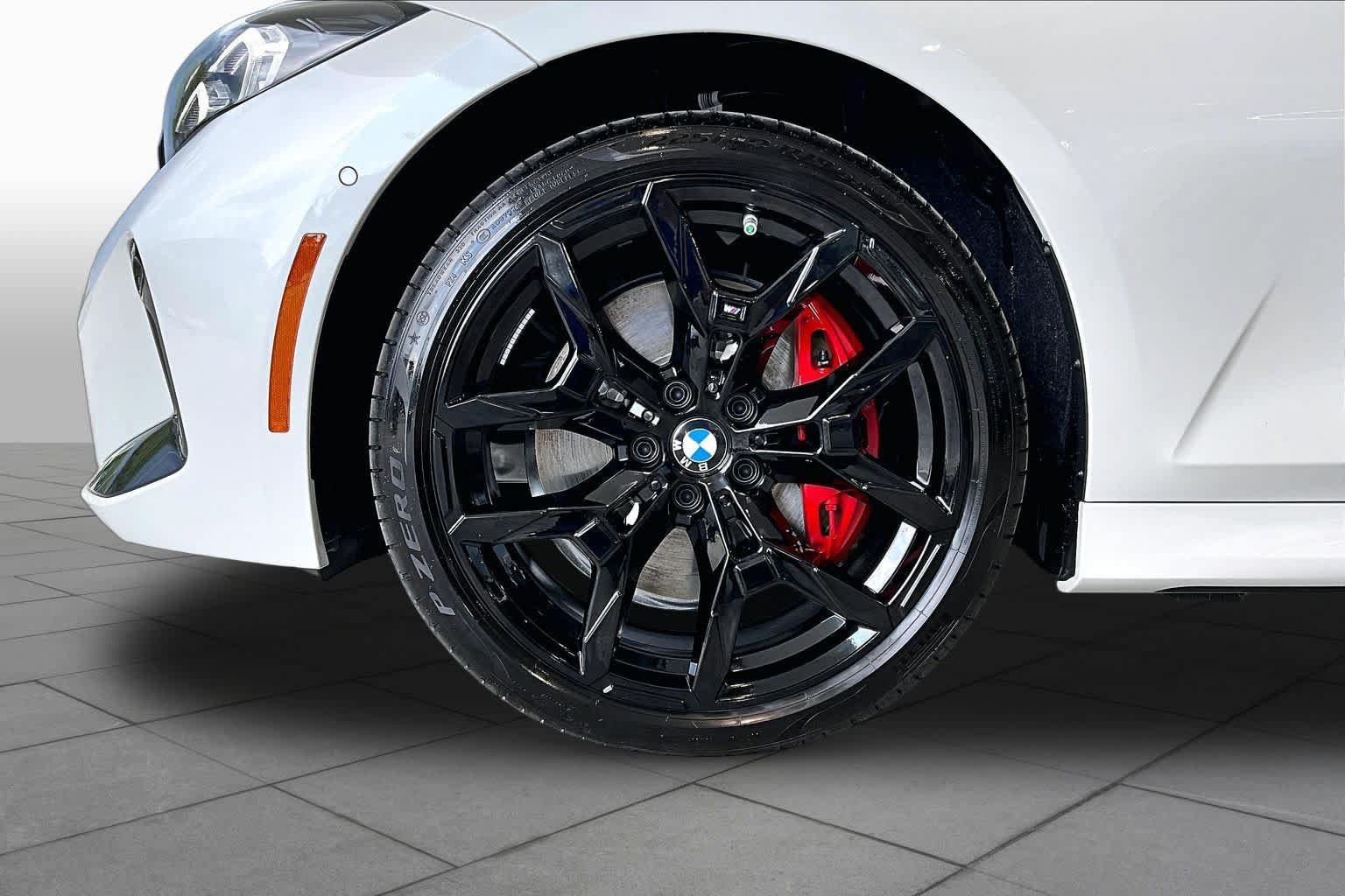 New 2026 BMW 330i Sedan w/ M Sport Package RWD image 11
