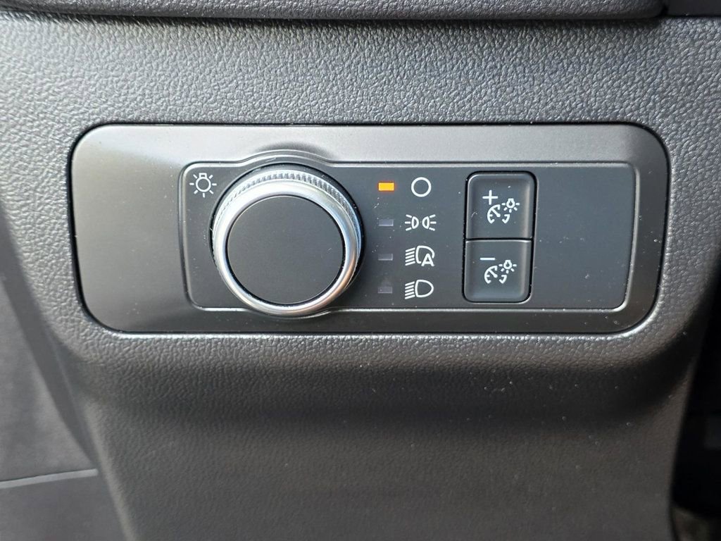 Used 2022 Ford Escape SE image 26