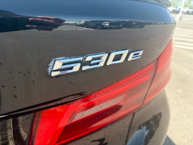 Used 2018 BMW 530e xDrive AWD/4WD image 9