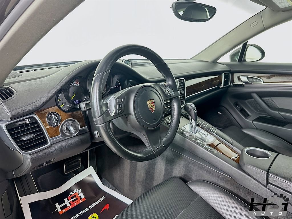 Used 2015 Porsche Panamera S w/ Premium Package Plus image 10