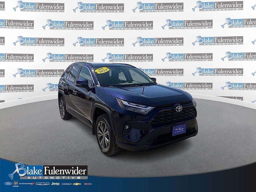 Used 2024 Toyota RAV4 XLE Premium image 3