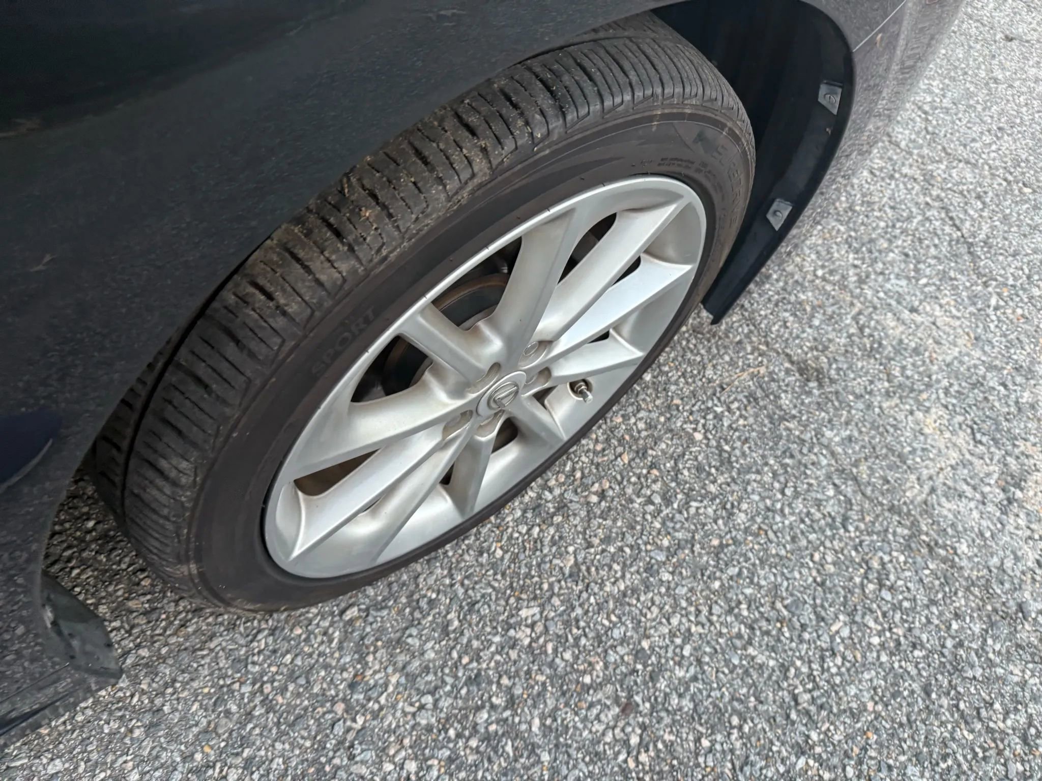 Used 2011 Lexus CT 200h image 29