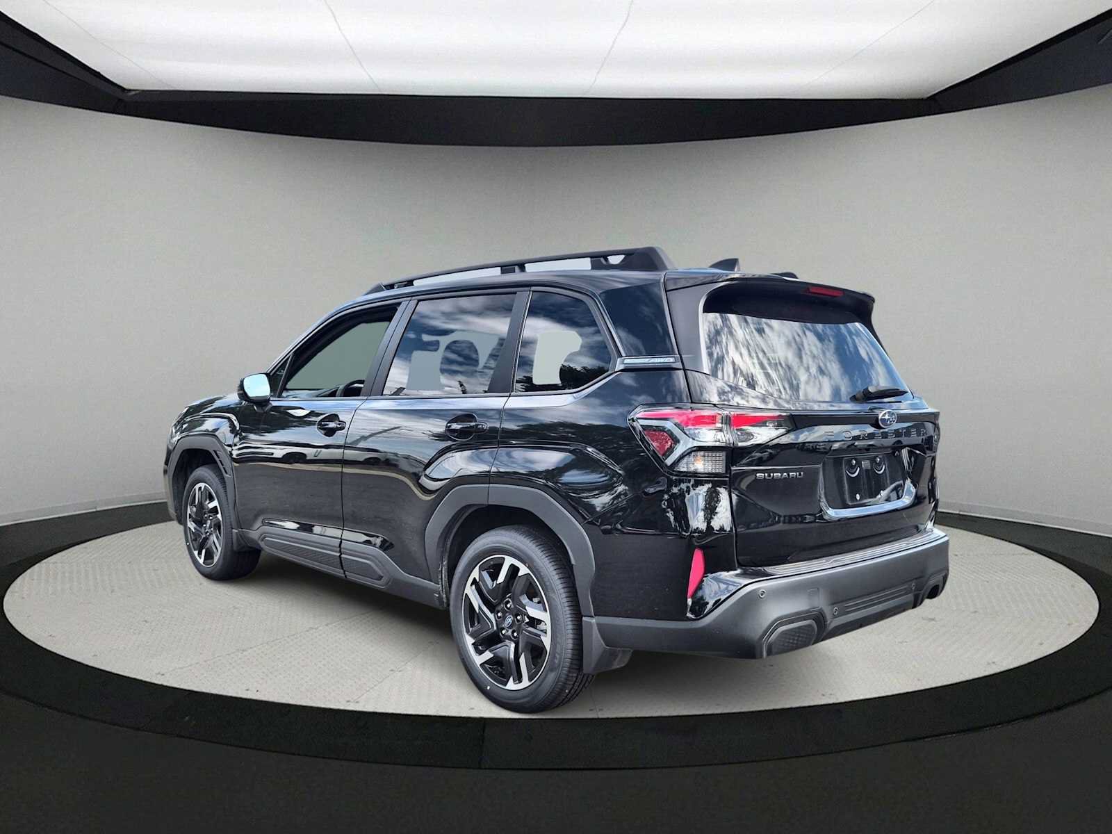 Used 2026 Subaru Forester Limited w/ Limited Package AWD/4WD image 6