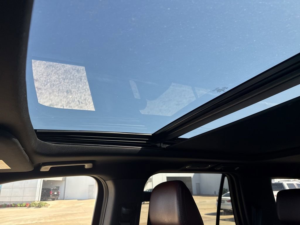 Used 2024 Ford Expedition Max Limited image 9