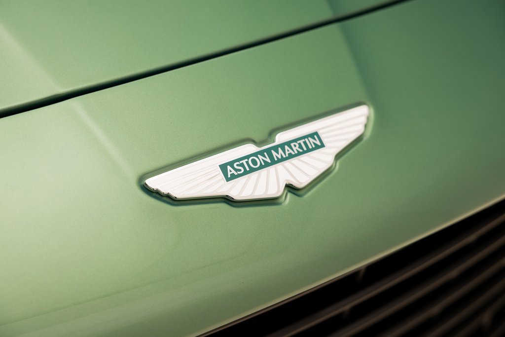 Used 2025 Aston Martin Vanquish image 13