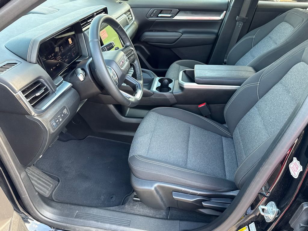 Certified 2025 GMC Terrain Elevation image 9