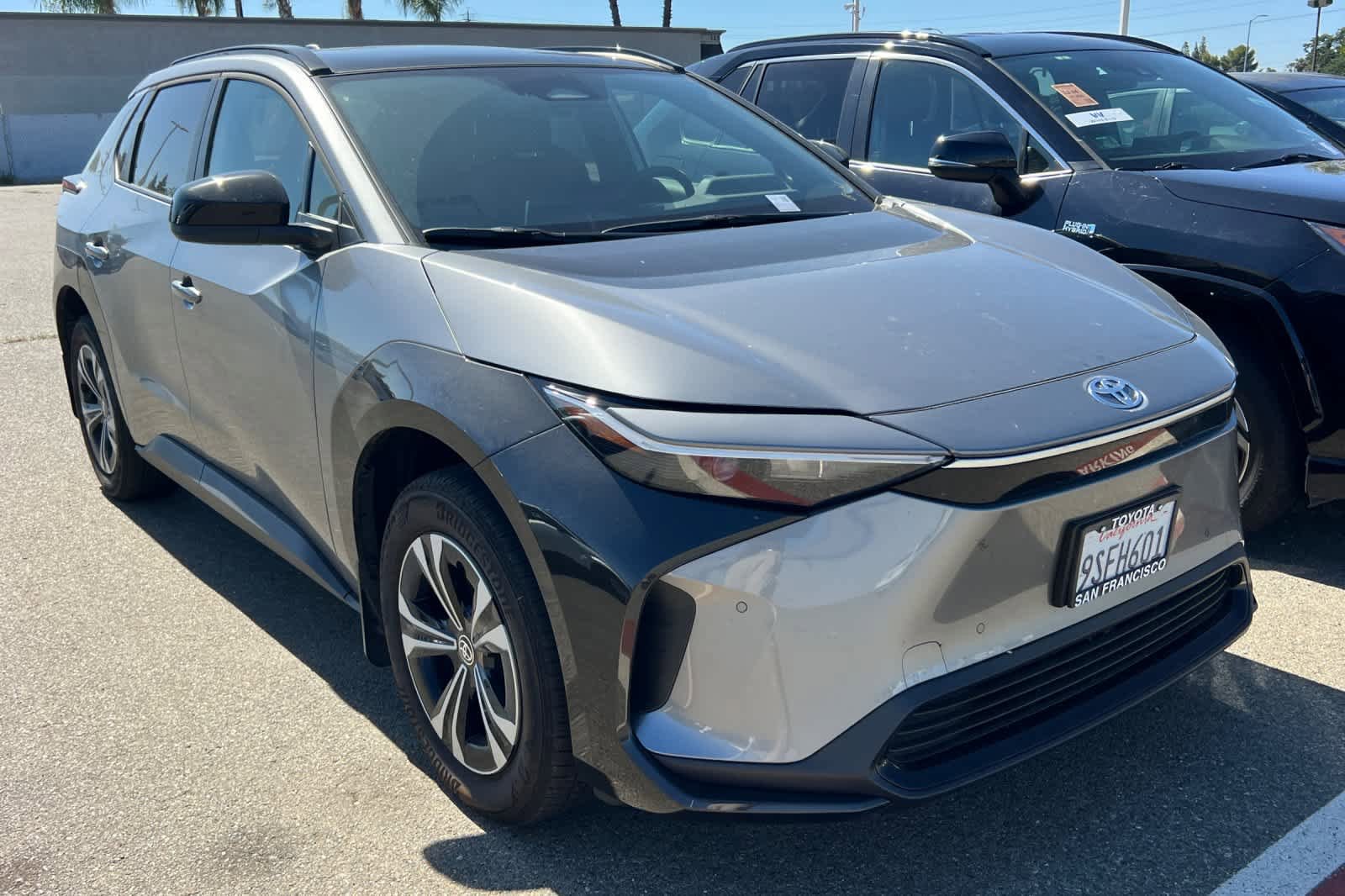 Used 2025 Toyota bZ4X FWD image 3