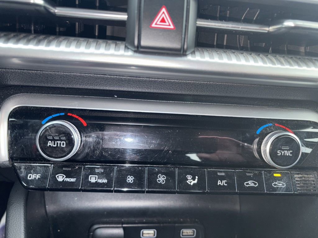 Used 2022 Kia K5 LXS image 29