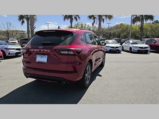 Used 2024 Ford Escape ST-Line w/ Cold Weather Package image 25