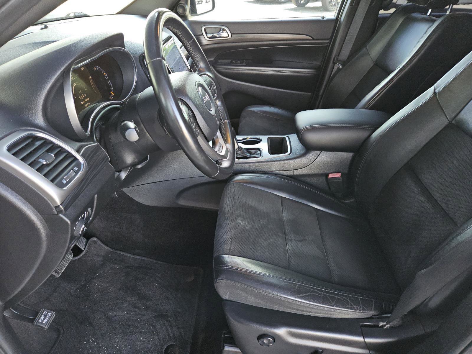 Used 2019 Jeep Grand Cherokee Altitude RWD image 22
