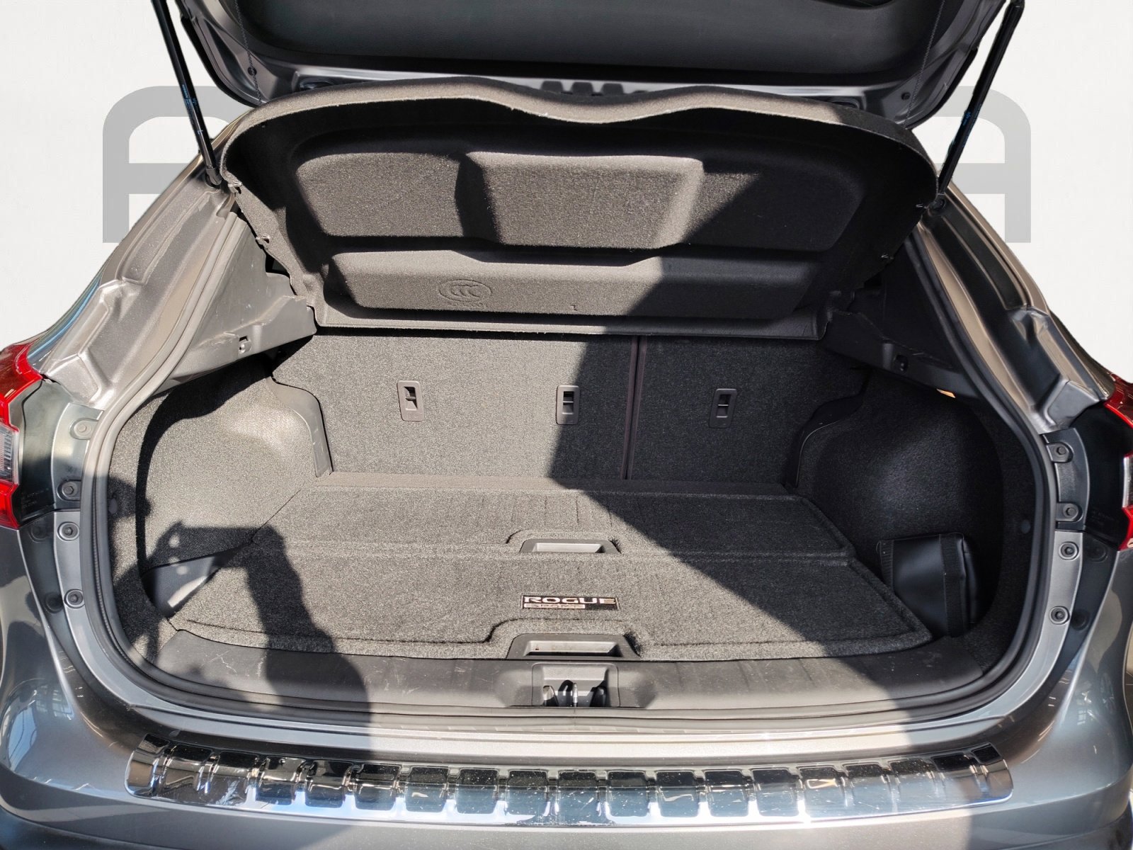 Used 2022 Nissan Rogue Sport SL w/ Premium Package image 16