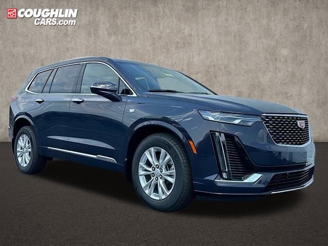 New 2025 Cadillac XT6 Luxury image 1