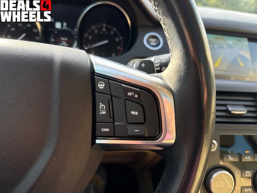 Used 2019 Land Rover Discovery Sport AWD/4WD image 35