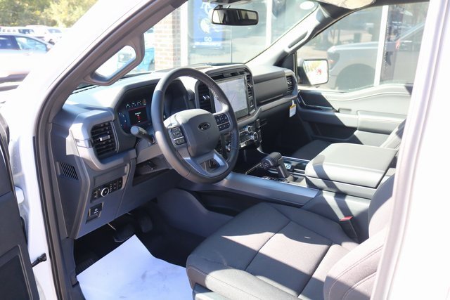 New 2025 Ford F150 XLT image 13