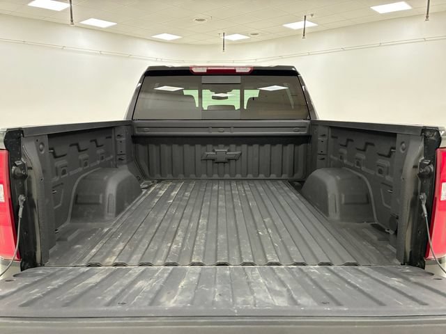 Used 2025 Chevrolet Silverado 1500 RST AWD/4WD image 17