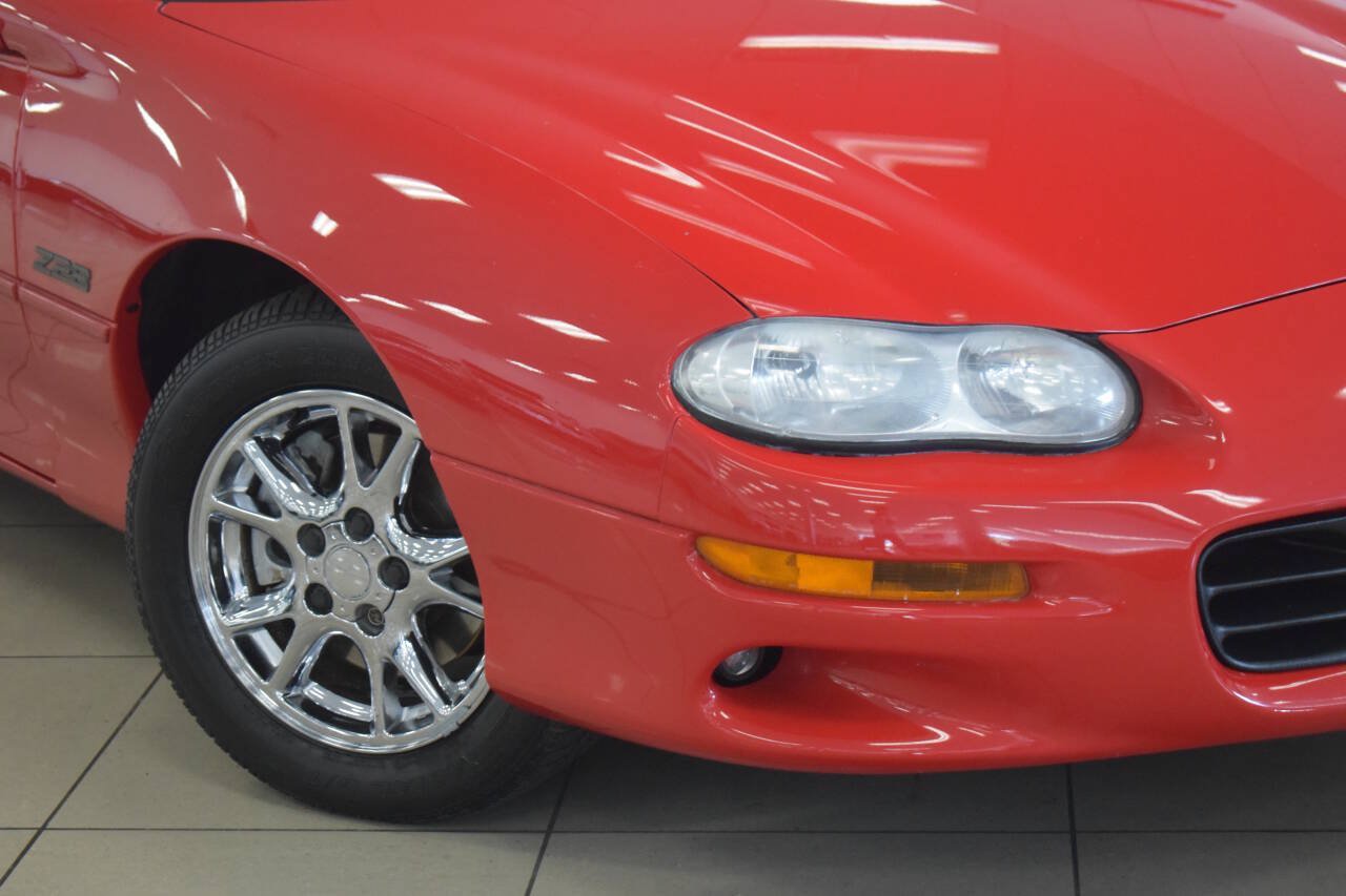 Used 2002 Chevrolet Camaro Z28 RWD image 8