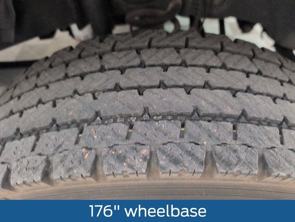 Certified 2022 Ford F450 Platinum w/ FX4 Off-Road Package image 20