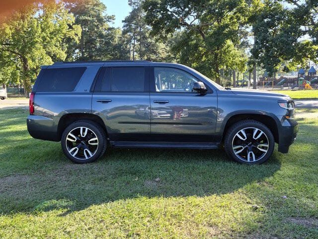 Used 2020 Chevrolet Tahoe LT w/ RST Edition AWD/4WD image 2