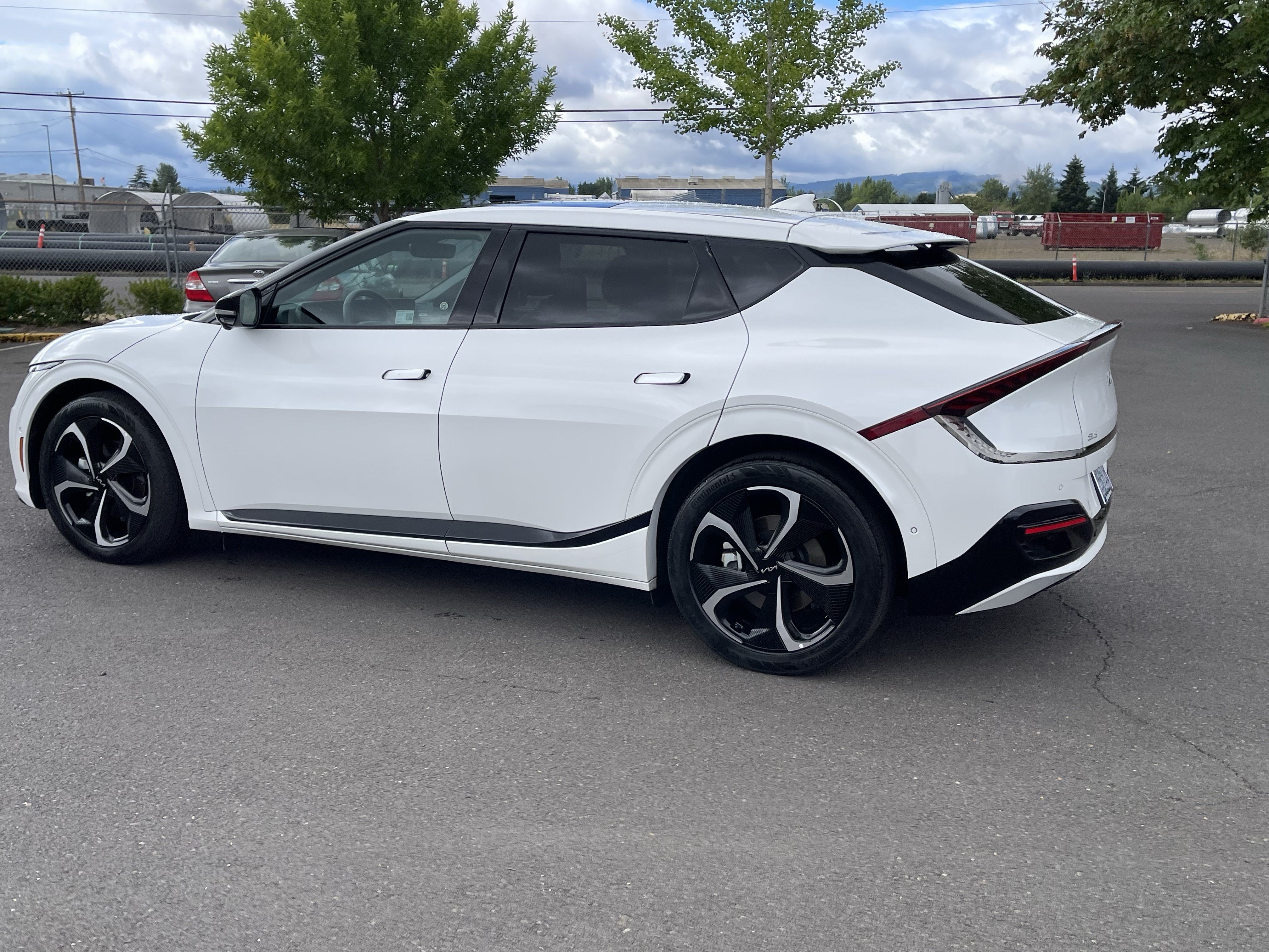 Used 2023 Kia EV6 GT-Line w/ GT-Line Suede Seat Package AWD/4WD image 3
