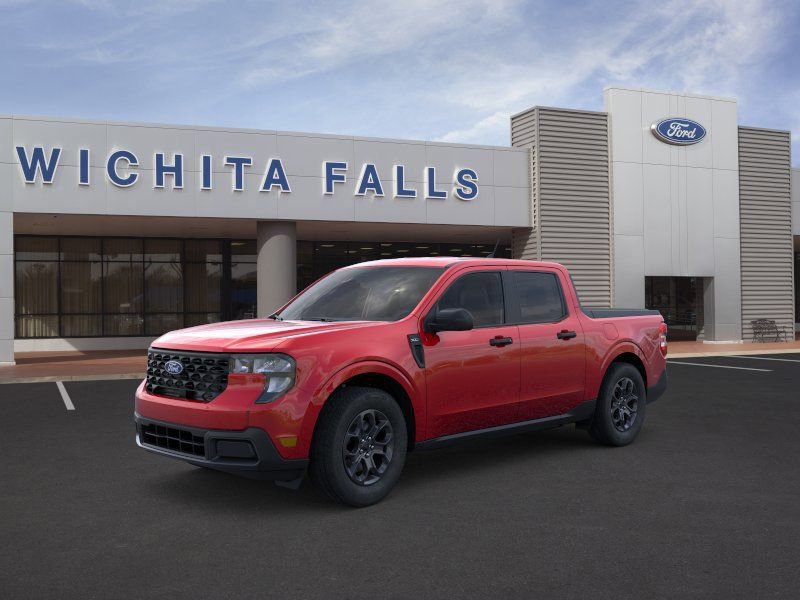 New 2025 Ford Maverick XLT w/ Equipment Group 302A
