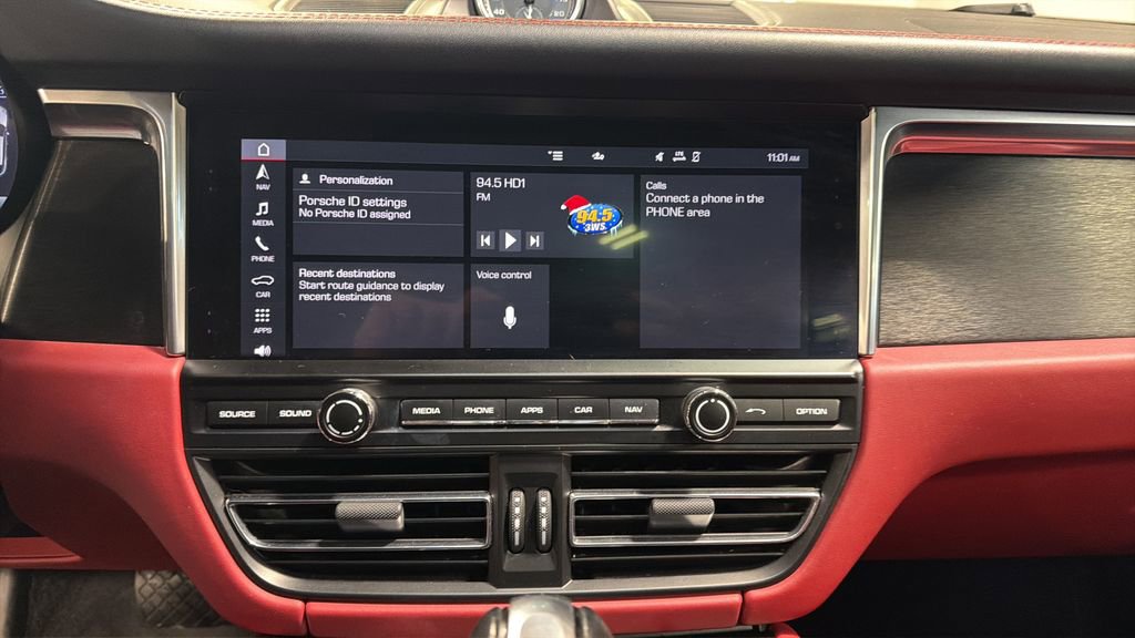 Used 2021 Porsche Macan GTS image 25