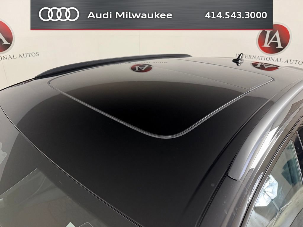 New 2027 Audi RS Q8 performance AWD/4WD image 16
