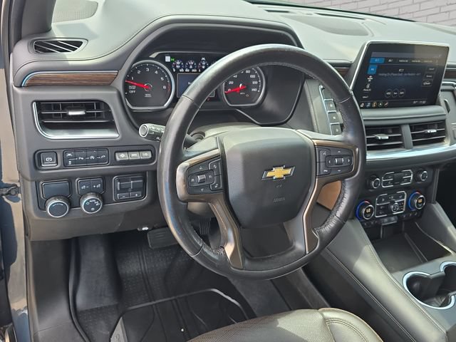 Used 2021 Chevrolet Suburban High Country w/ Premium Package RWD image 17