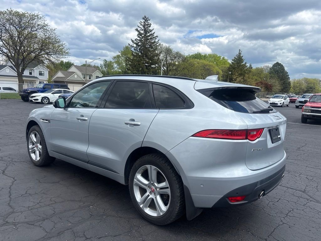 Used 2018 Jaguar F-PACE R-Sport AWD/4WD image 8