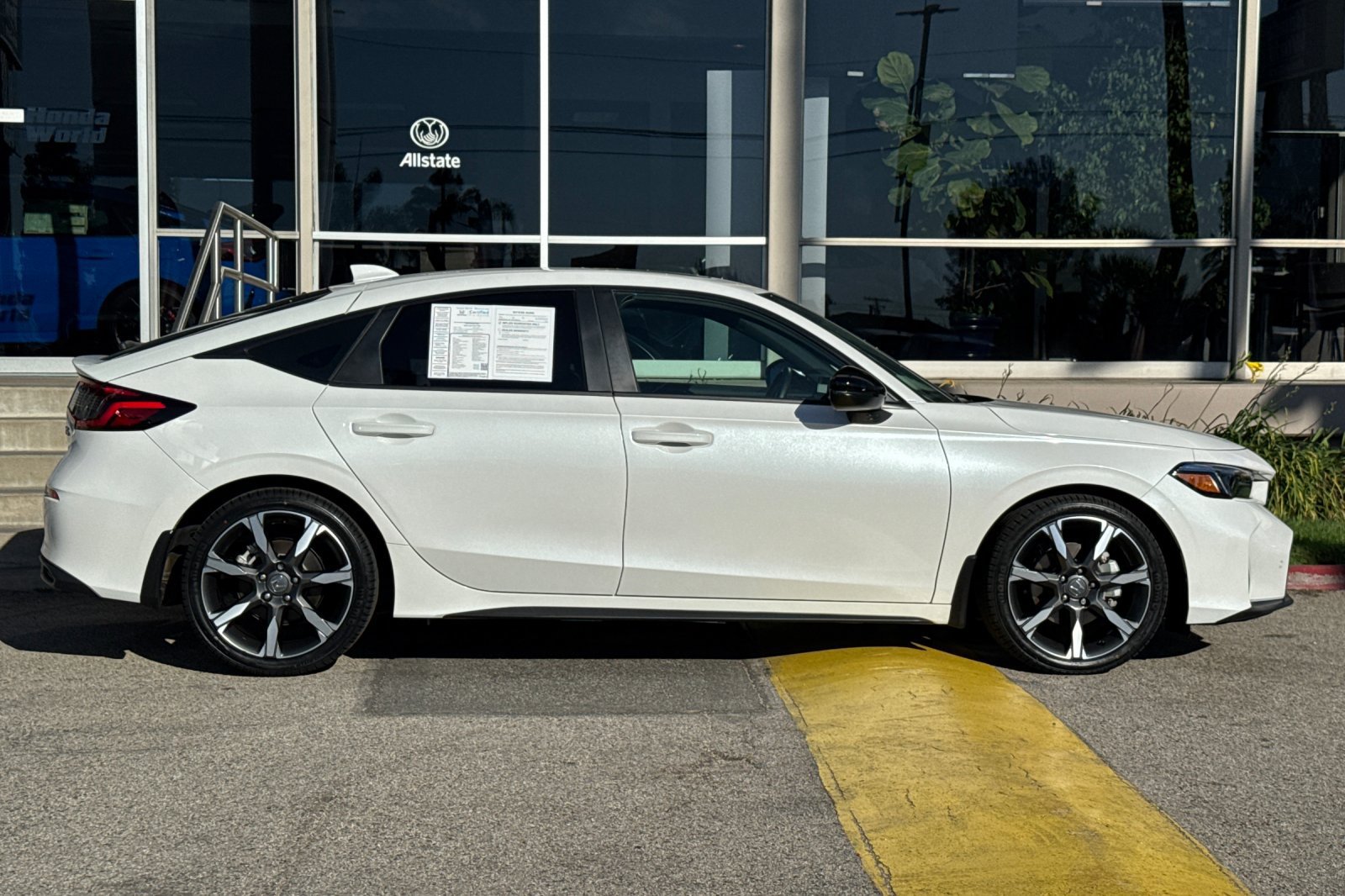 Used 2025 Honda Civic Sport Touring image 3