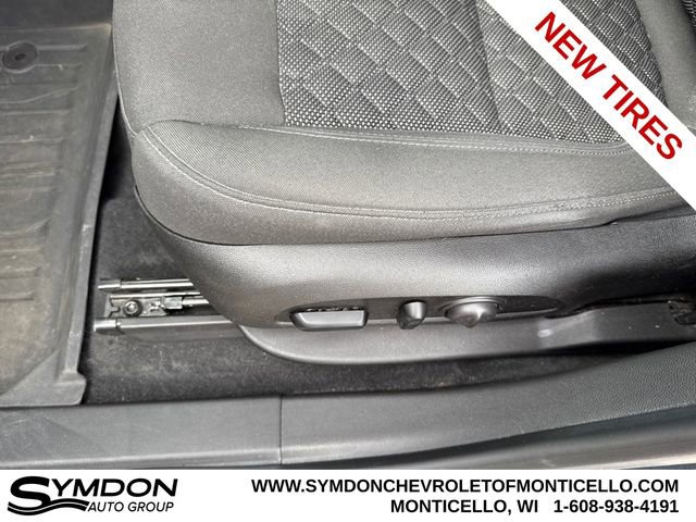 Used 2019 Chevrolet Blazer LT image 14