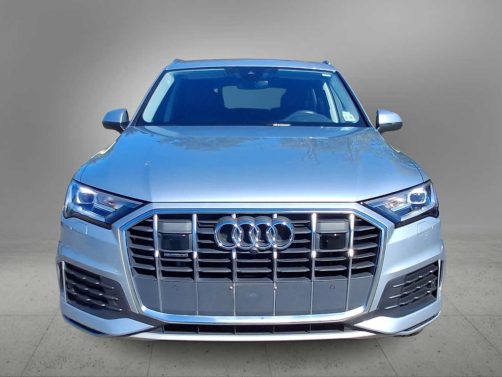 Certified 2023 Audi Q7 2.0T Premium w/ Convenience Package AWD/4WD image 3