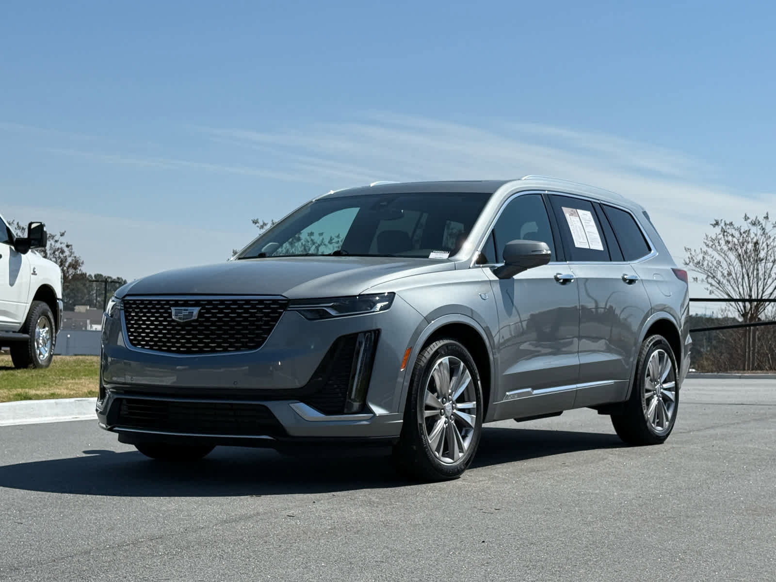 Used 2024 Cadillac XT6 Premium Luxury image 1